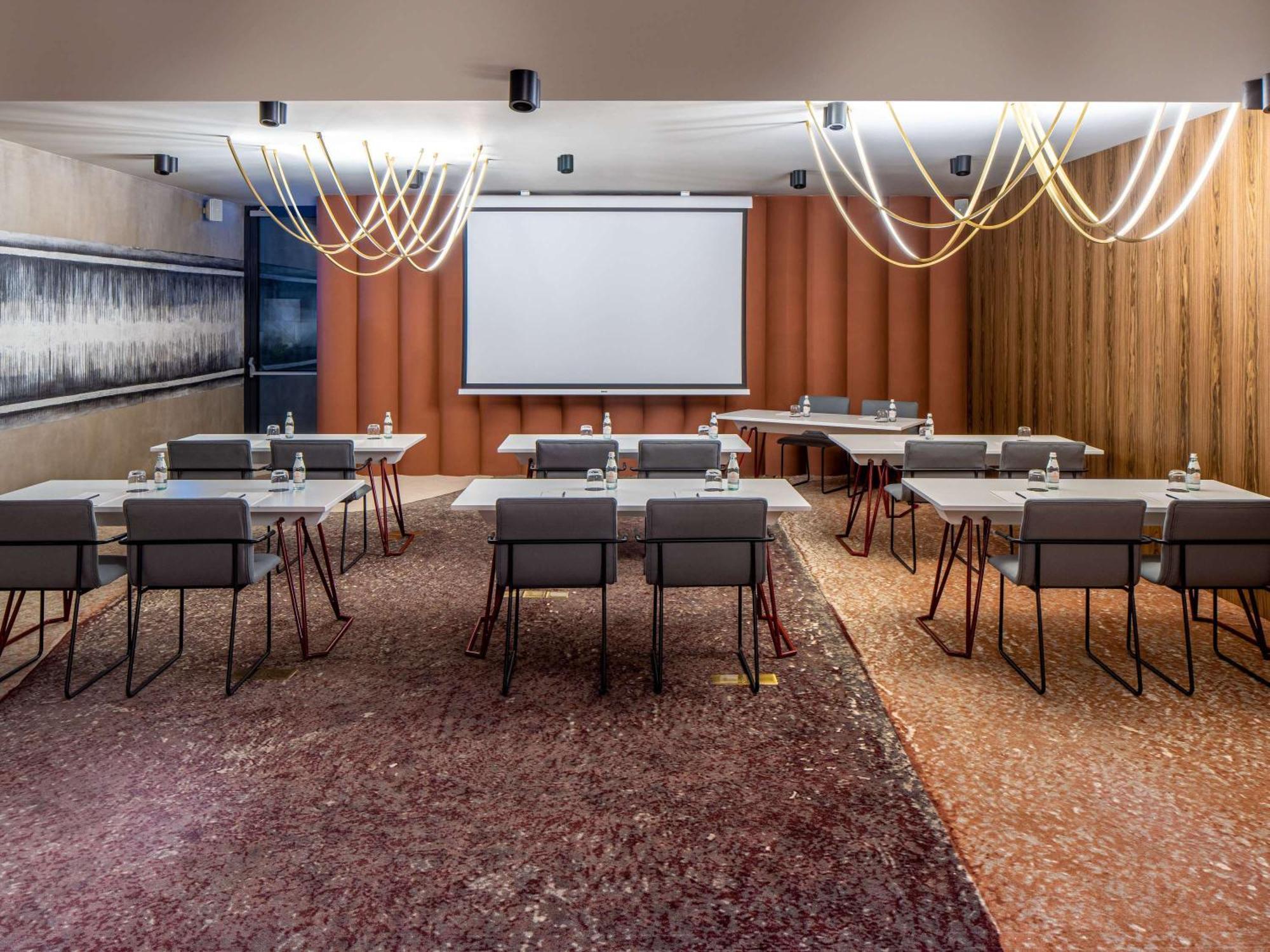 The Emporium Hotel Plovdiv - Mgallery Collection Exterior photo
